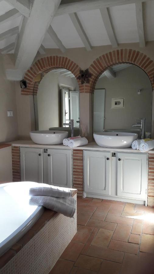 Castello delle Forme B&B Cum Grano Salis المظهر الخارجي الصورة